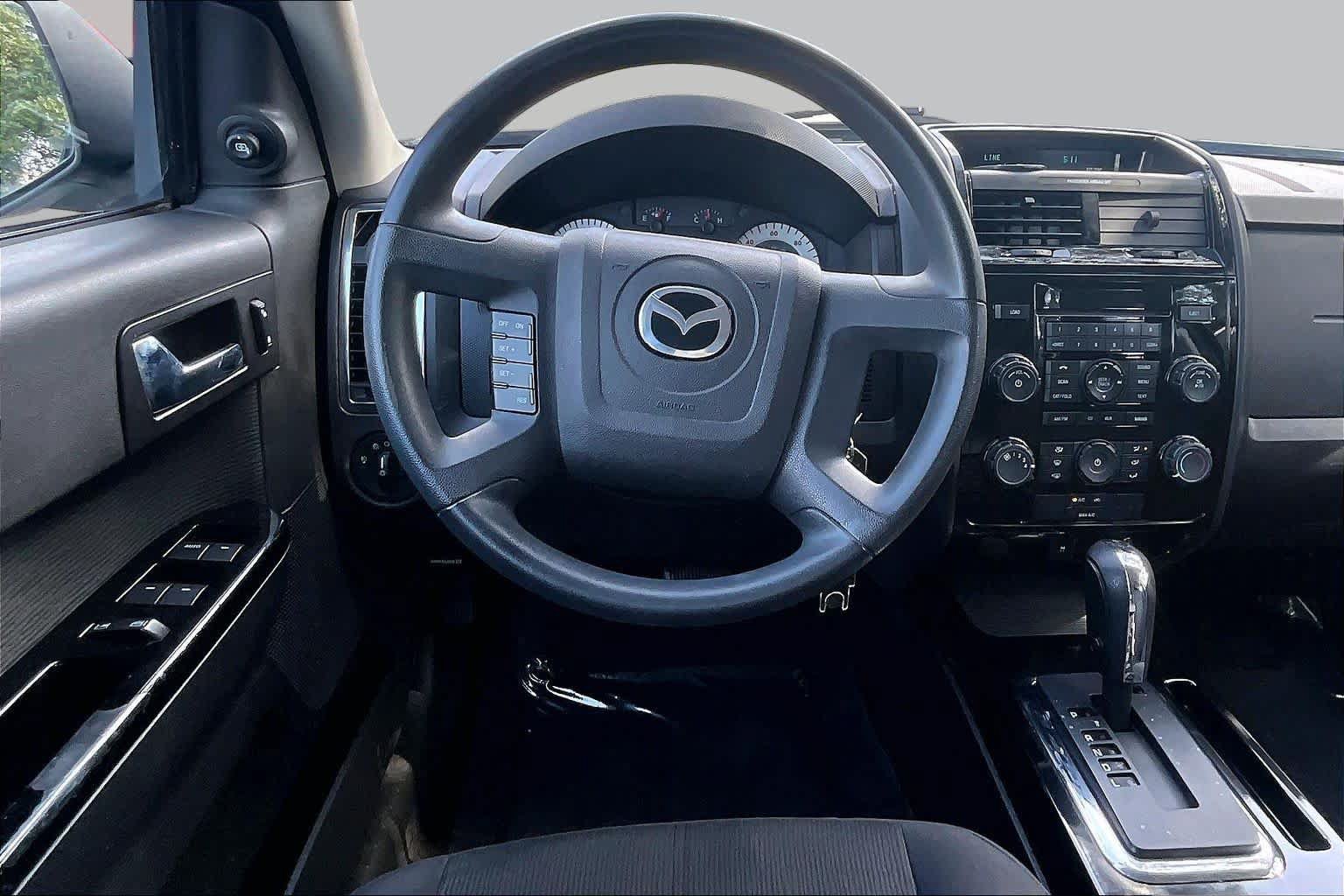 Used 2010 MAZDA Tribute i Sport FWD image 5