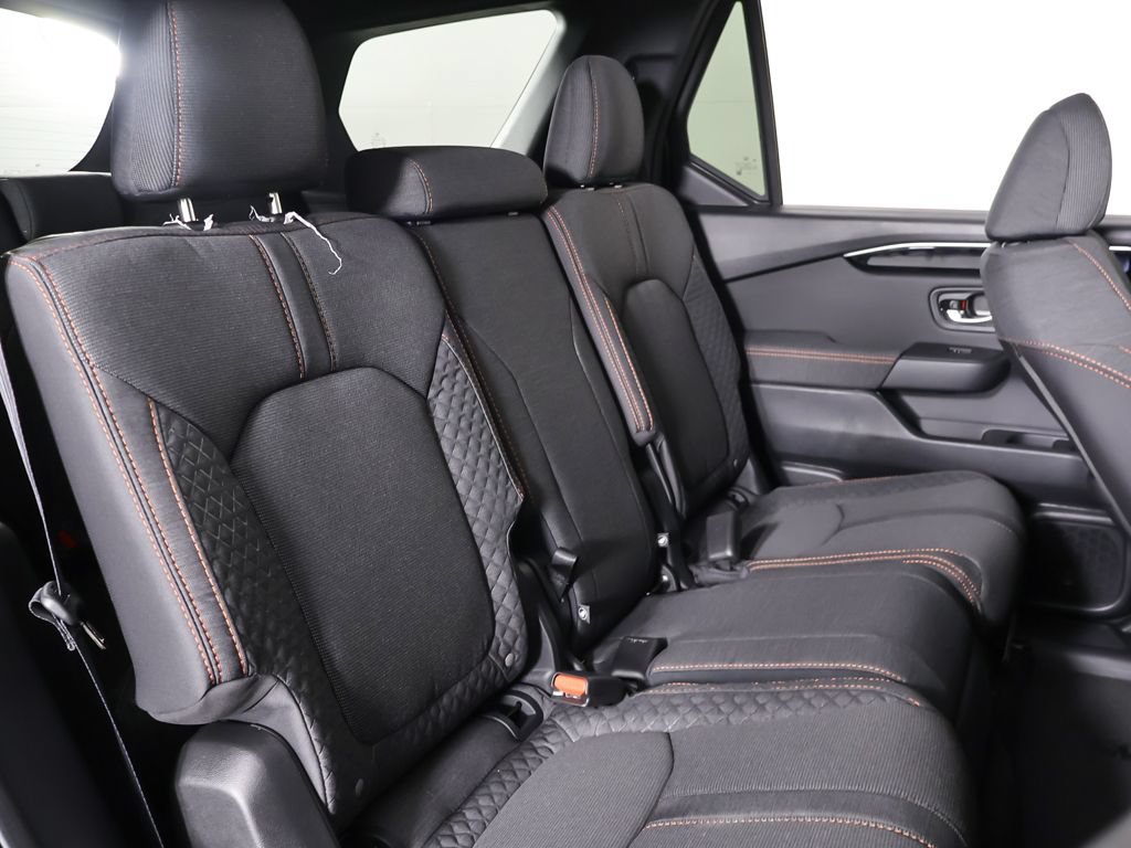 New 2026 Honda Pilot Sport image 23