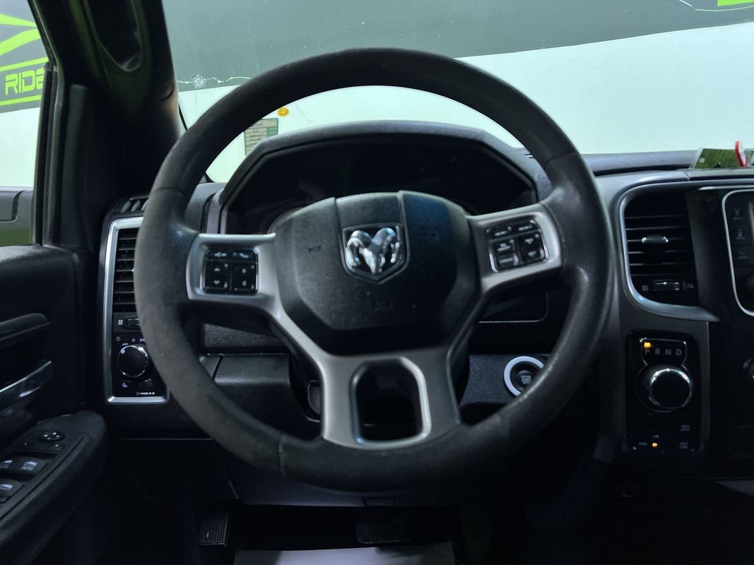 Used 2022 RAM 1500 Warlock AWD/4WD image 19