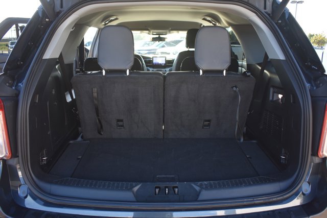 Used 2022 Ford Explorer XLT w/ Equipment Group 202A image 19