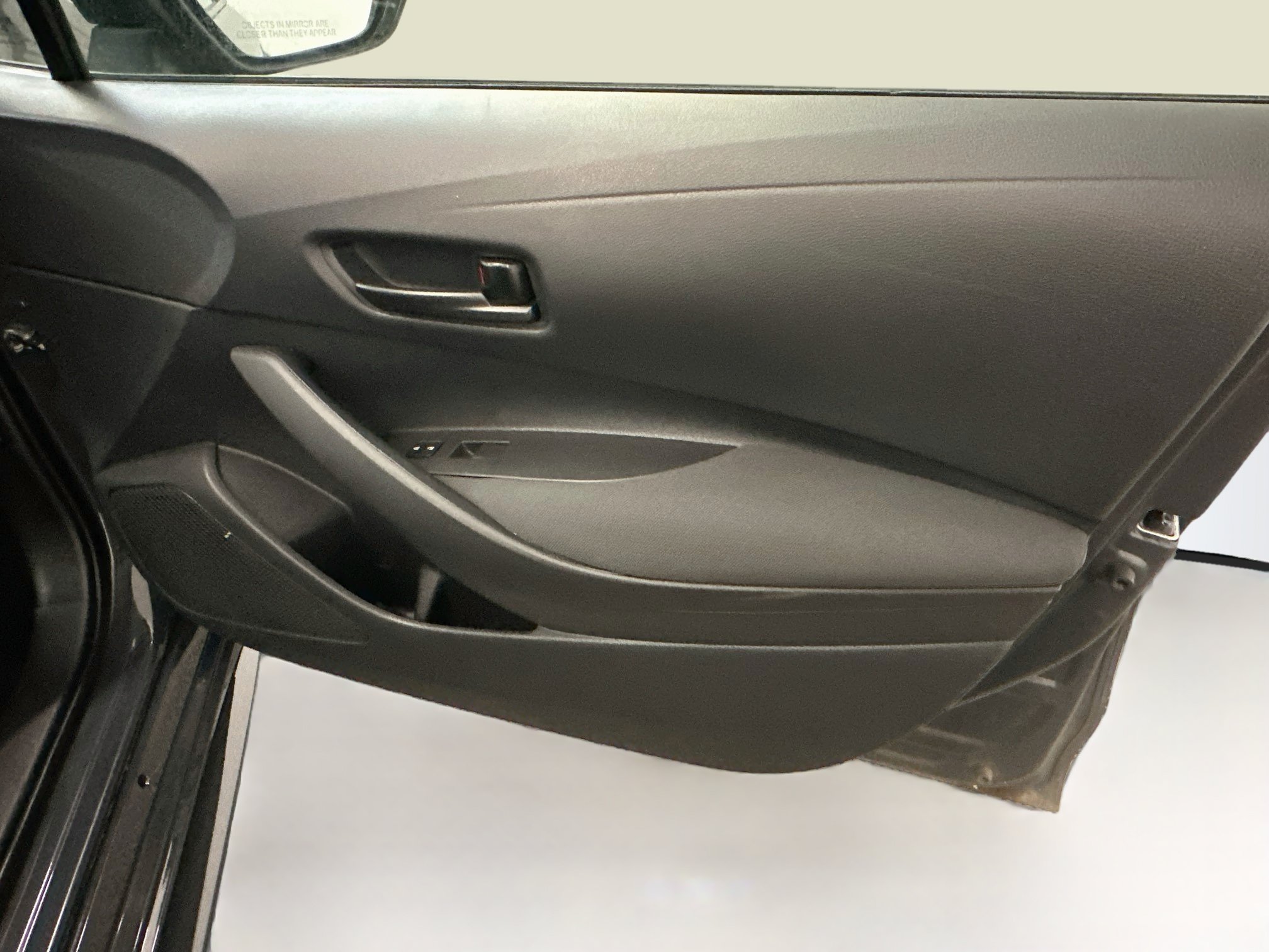 Used 2025 Toyota Corolla LE FWD image 33