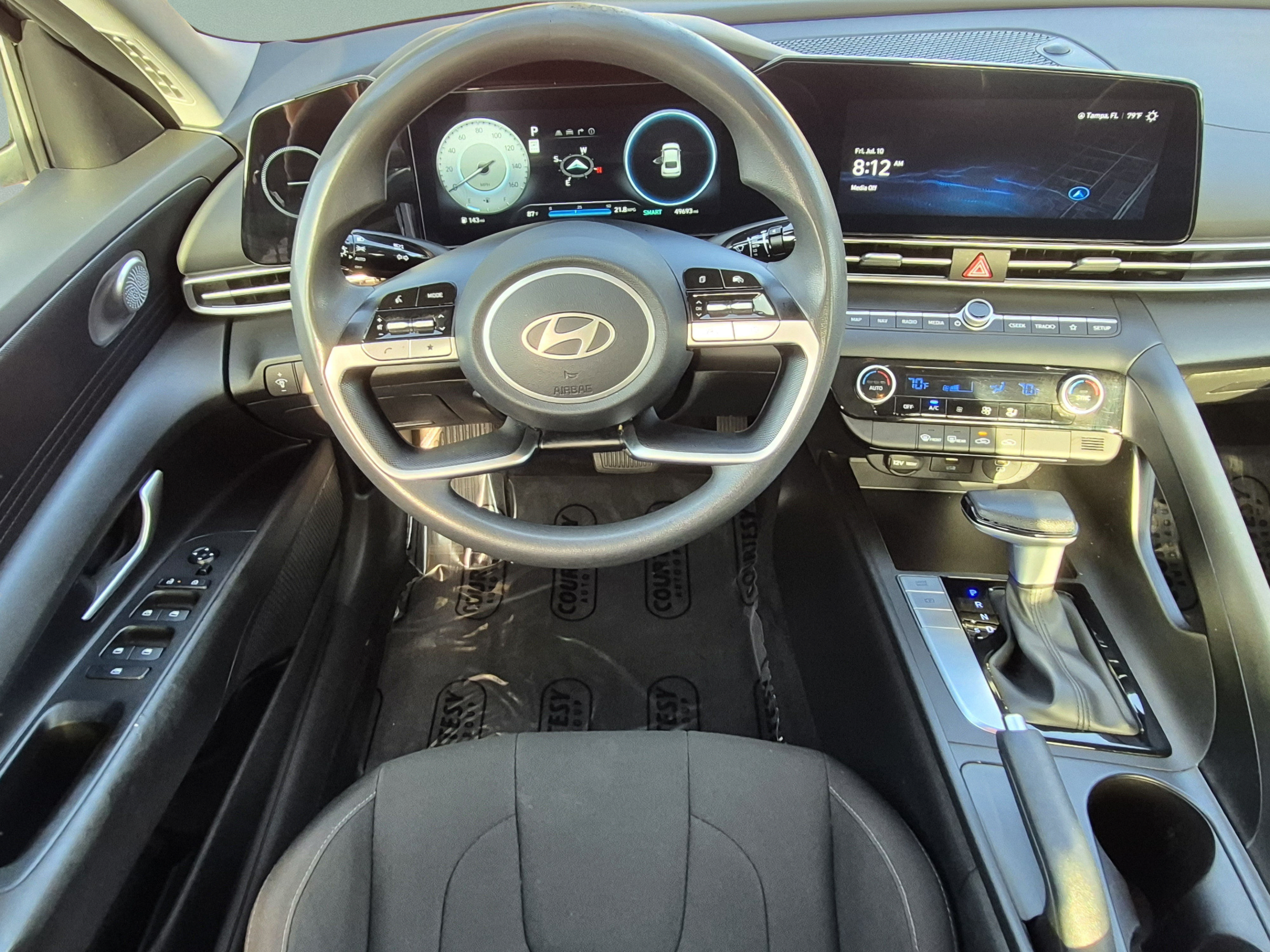 Used 2024 Hyundai Elantra SEL FWD image 13