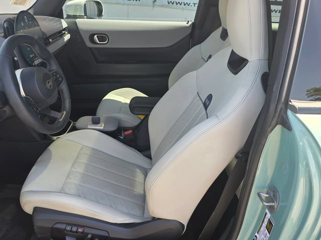 Used 2025 MINI Cooper S FWD image 23