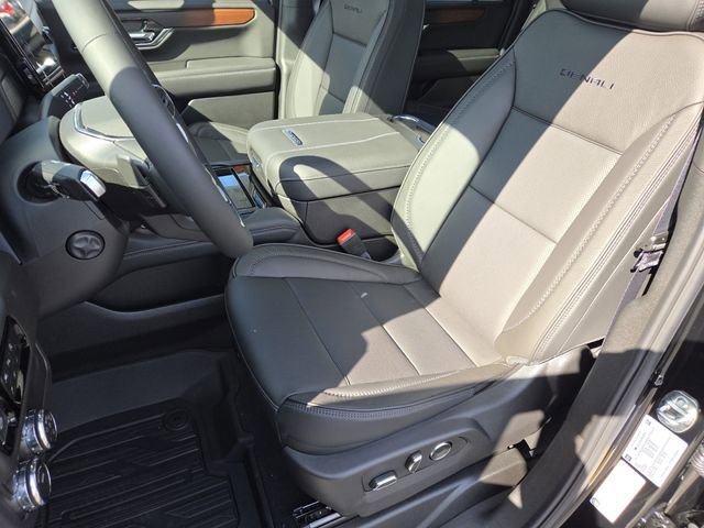 New 2025 GMC Yukon XL Denali w/ Sun & Power Step Package image 33