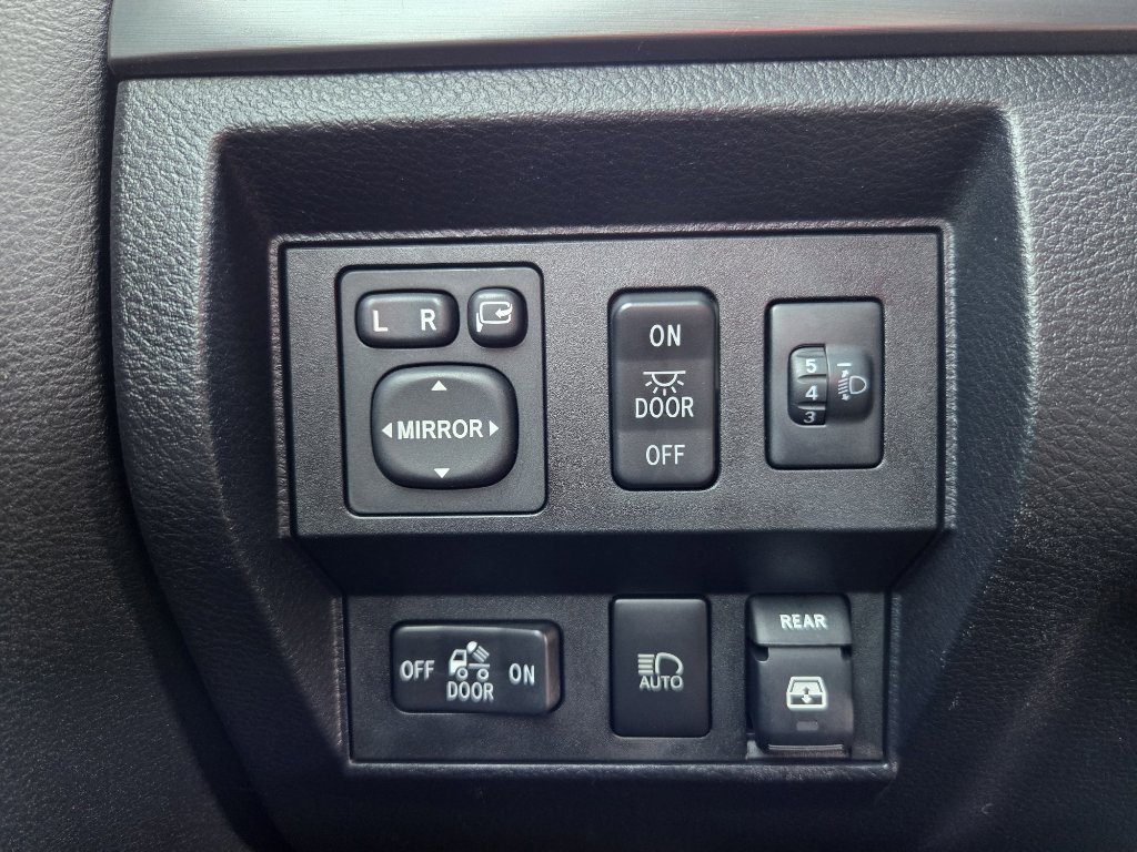 Used 2018 Toyota Tundra Platinum~LIFT~TIRES & WHEELS~L image 15