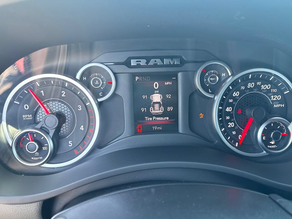 New 2026 RAM 2500 Big Horn AWD/4WD image 15