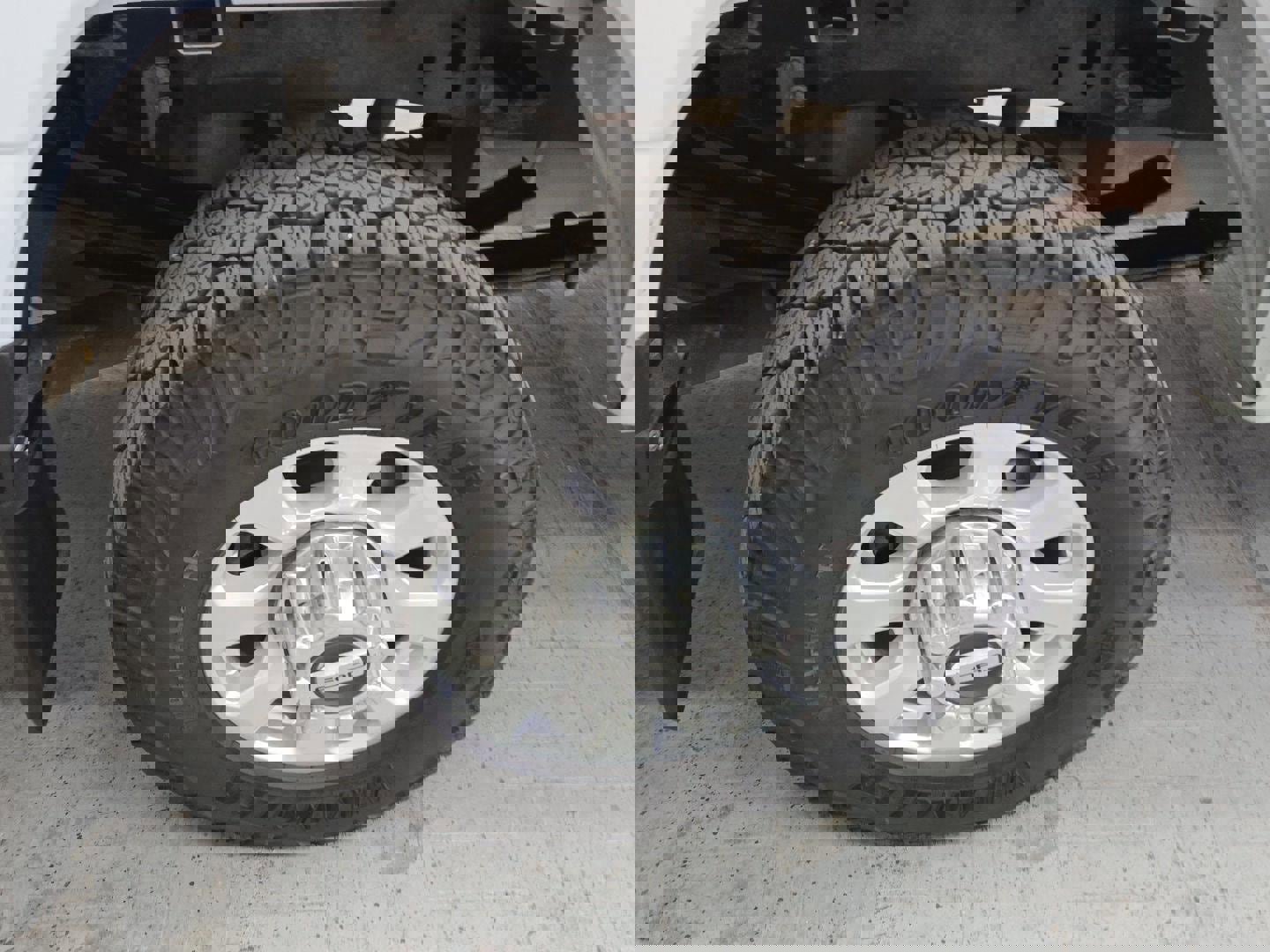 Used 2023 Ford F250 XLT w/ Snow Plow Prep Package image 22