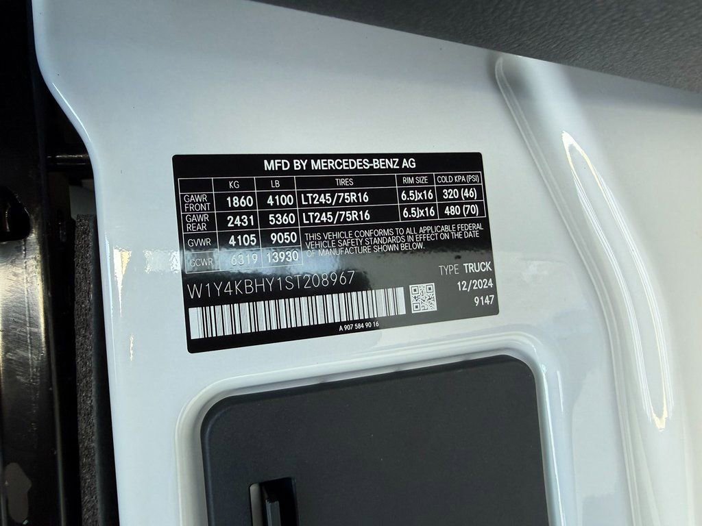 New 2025 Mercedes-Benz Sprinter 2500 image 28