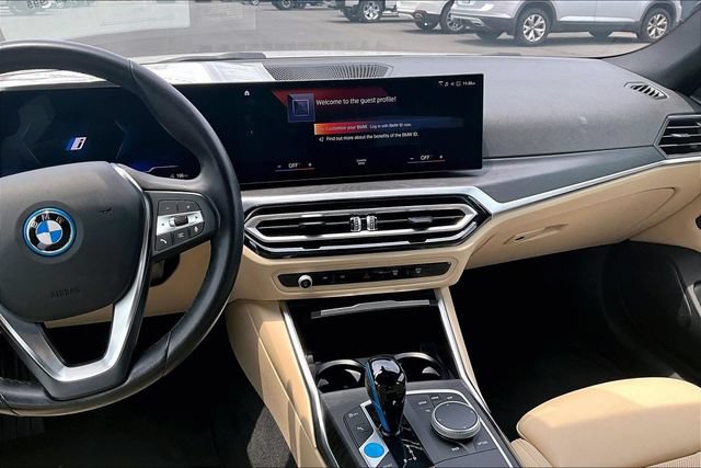 Used 2023 BMW i4 eDrive35 RWD image 6