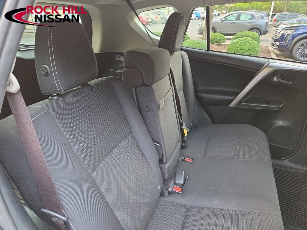 Used 2017 Toyota RAV4 XLE w/ All Weather Liner Package AWD/4WD image 31