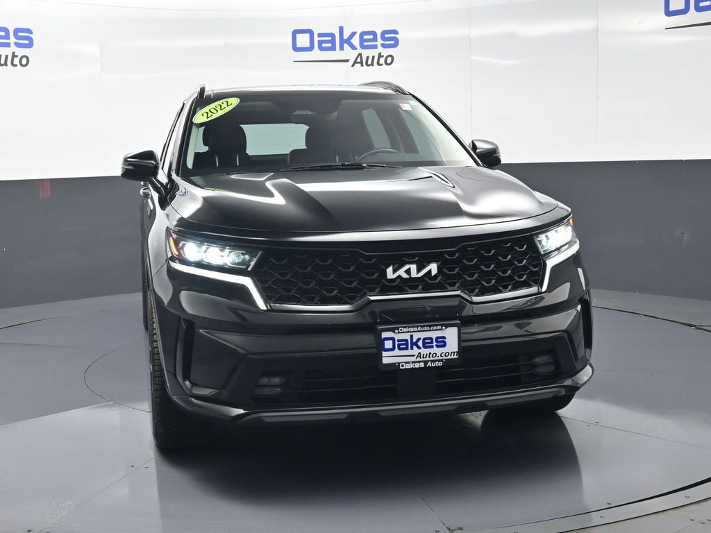 Certified 2022 Kia Sorento SX AWD/4WD image 3
