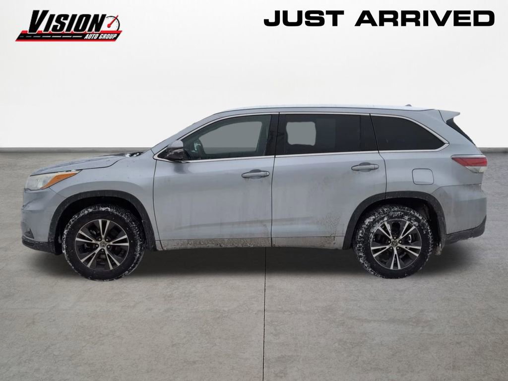 Used 2016 Toyota Highlander XLE image 8