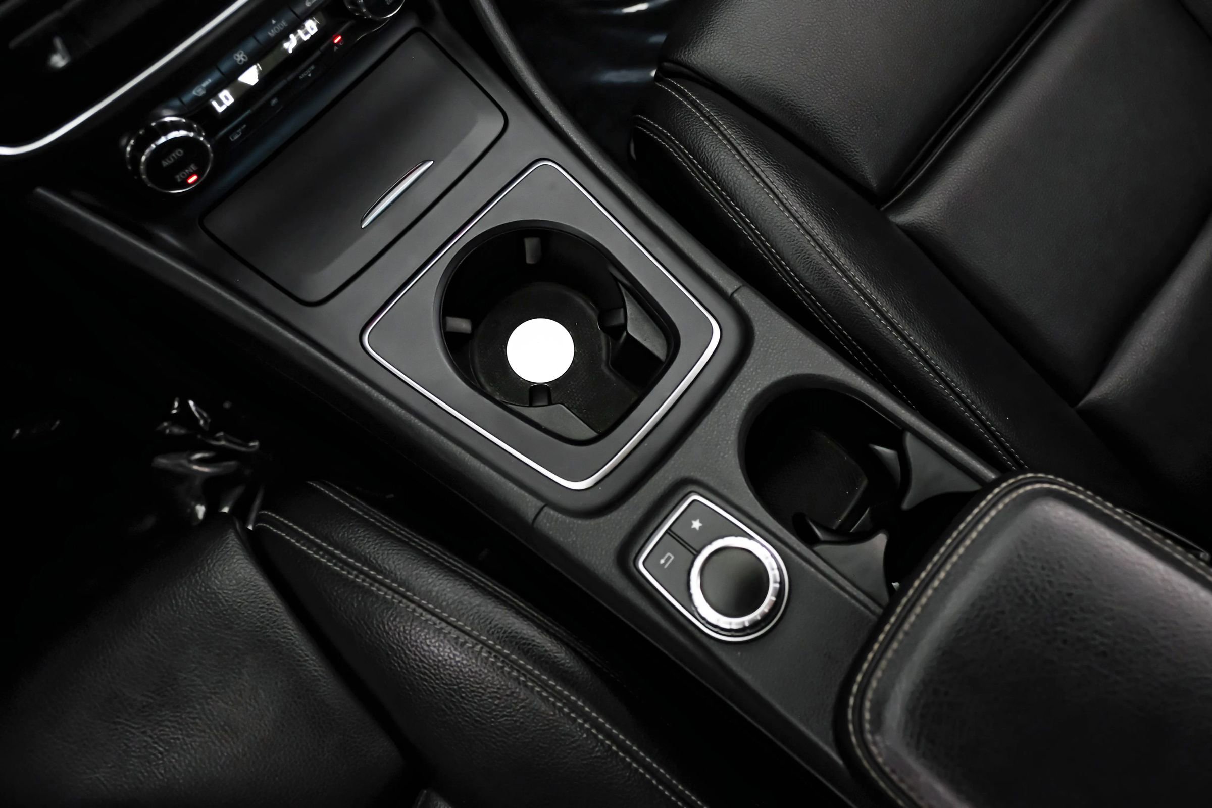 Used 2016 Mercedes-Benz CLA 250 4MATIC w/ Premium 1 Package image 23