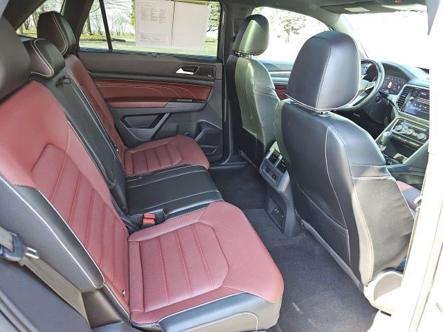 Used 2022 Volkswagen Atlas Cross Sport SEL Premium R-Line image 15