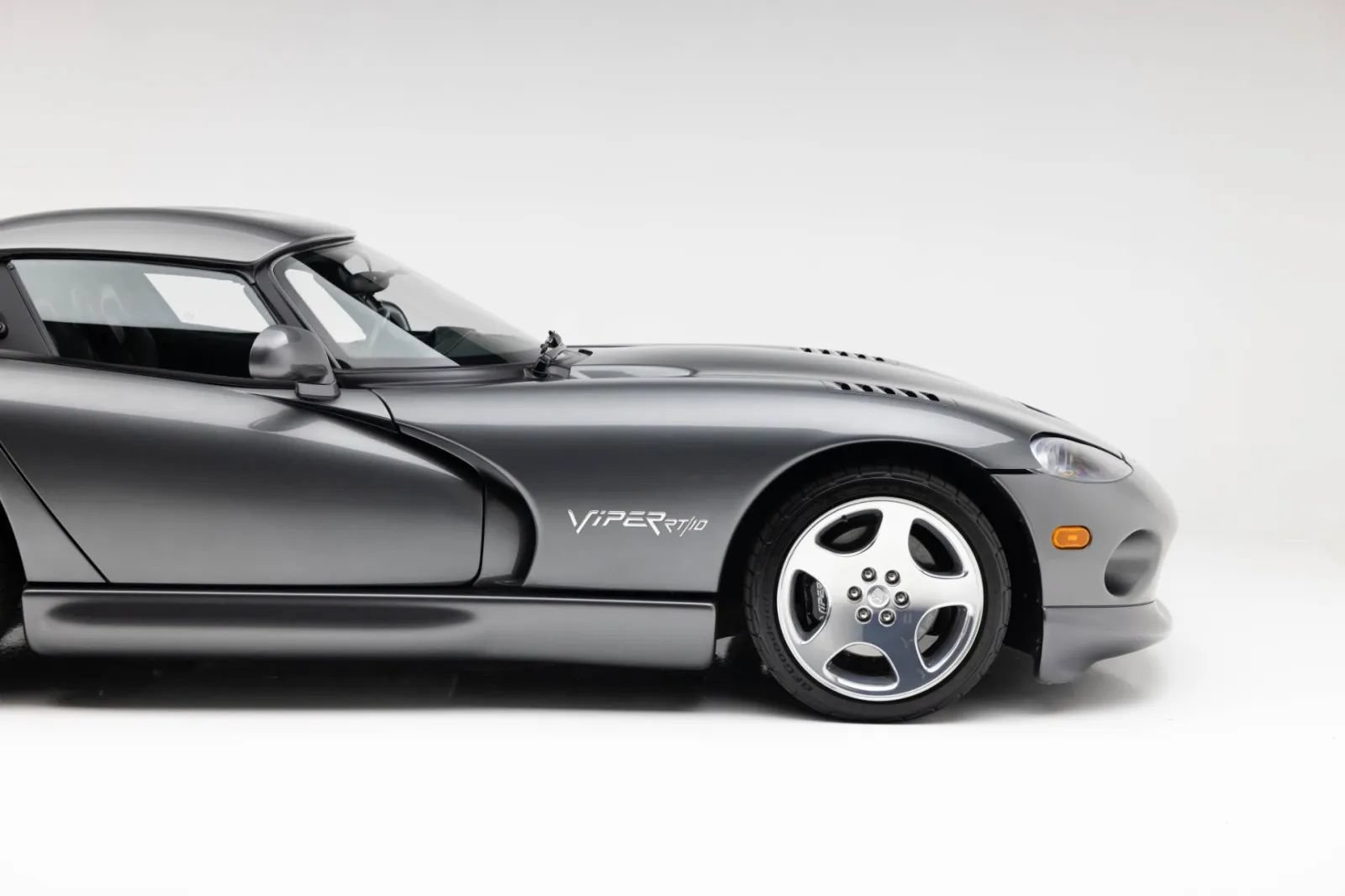 Used 2002 Dodge Viper RT/10 RWD image 37