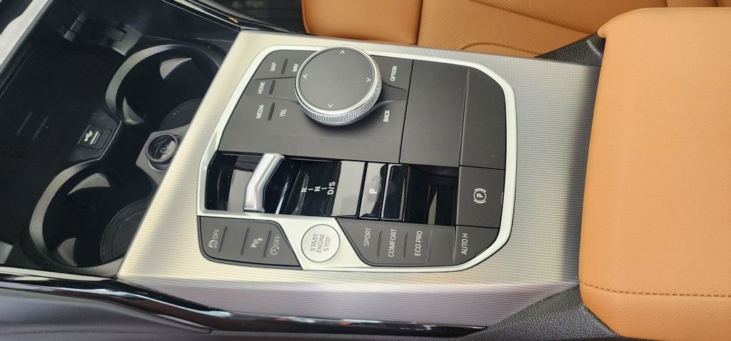 Used 2024 BMW 230i Coupe w/ Convenience Package image 20