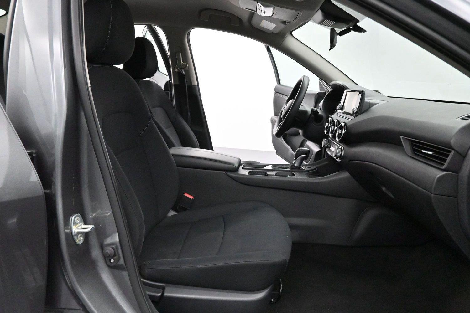 Used 2024 Nissan Sentra S FWD image 27