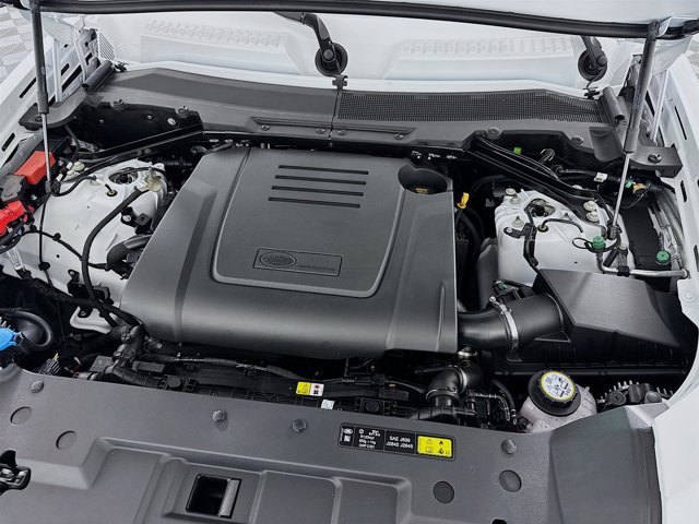 New 2026 Land Rover Defender 110 S image 32