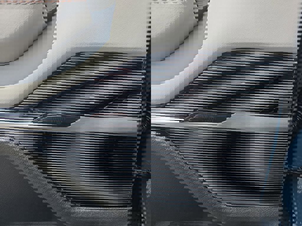 New 2026 Jeep Grand Wagoneer L Summit image 33