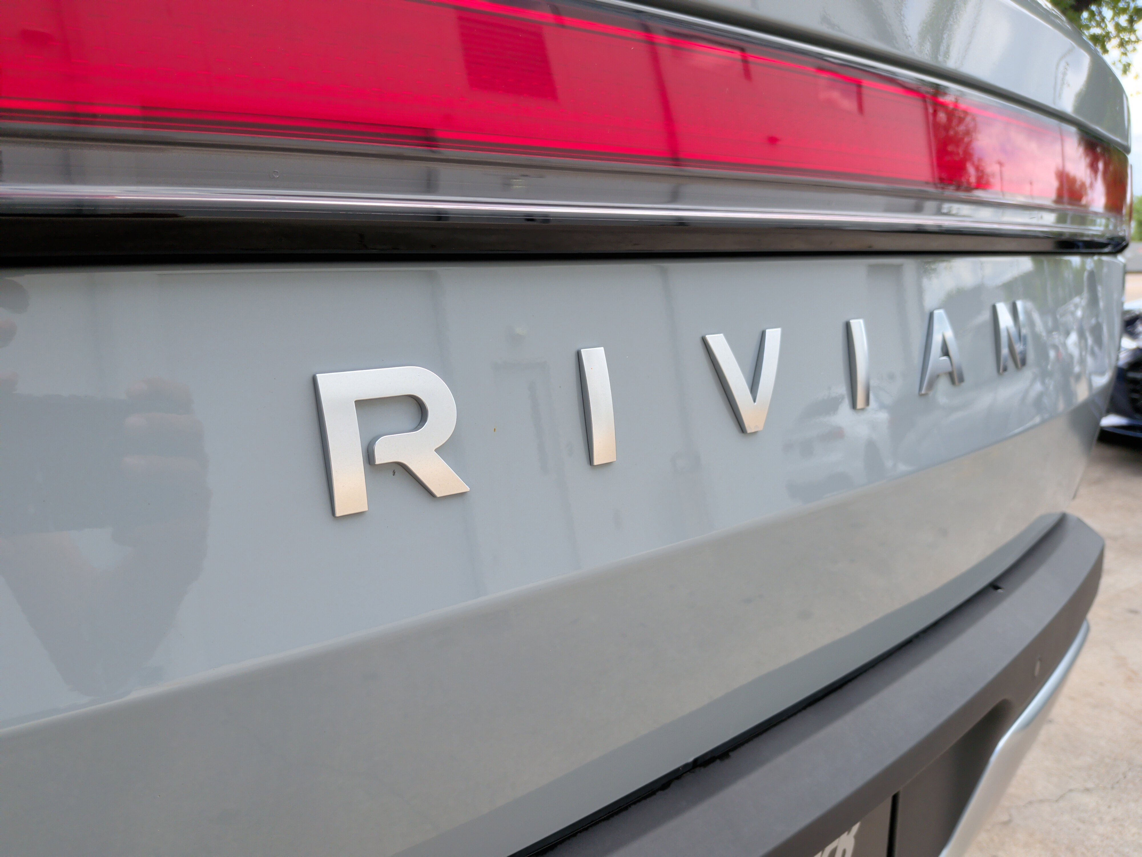 Used 2023 Rivian R1T Adventure image 35