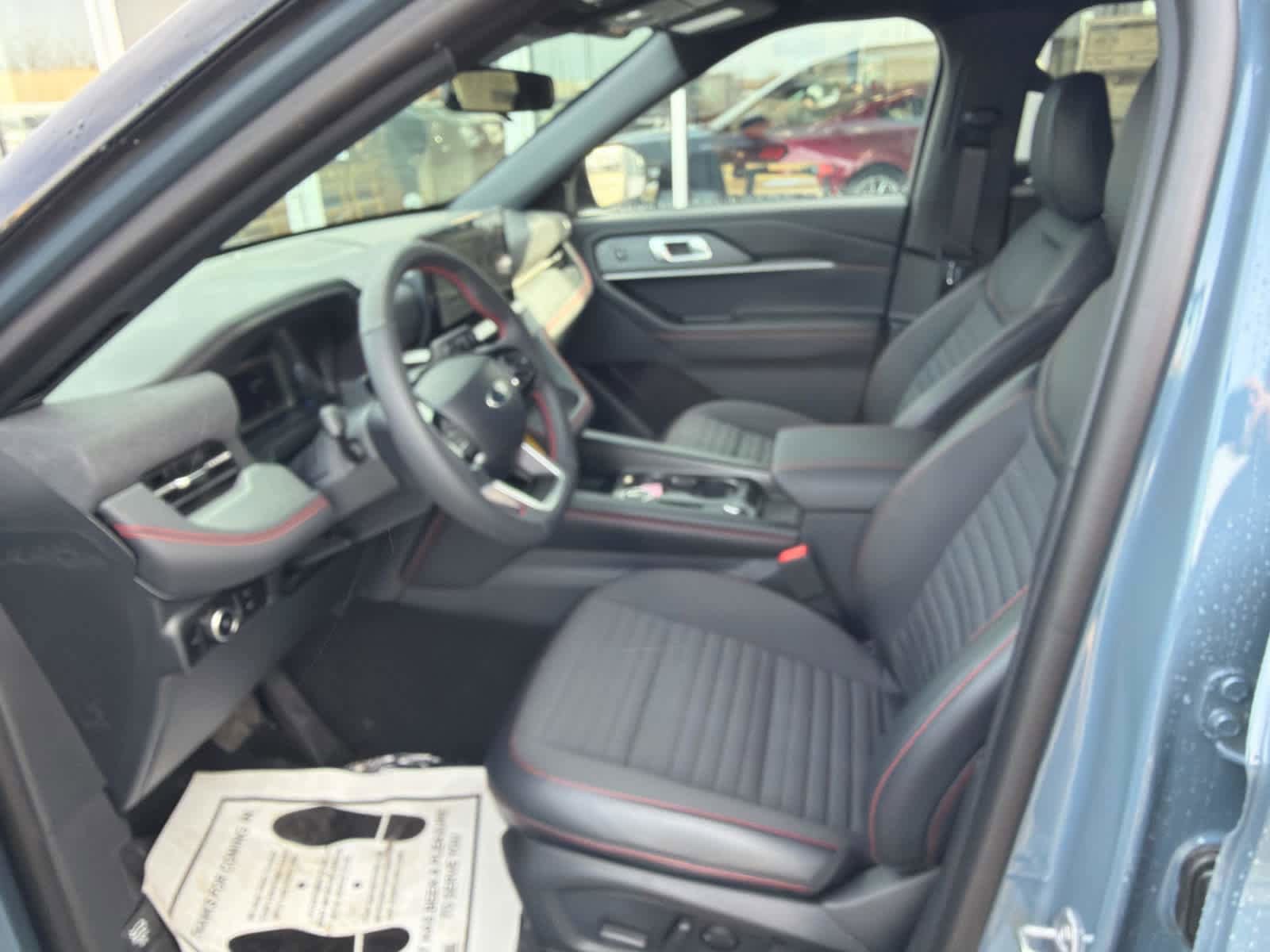 New 2026 Ford Explorer ST-Line w/ ST-Line Street Pack image 15