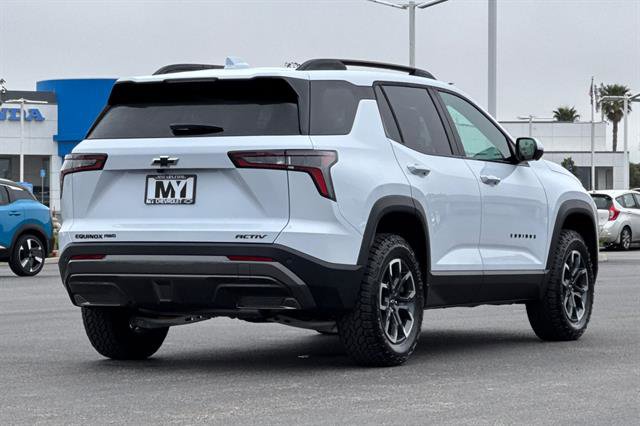 New 2026 Chevrolet Equinox ACTIV image 4