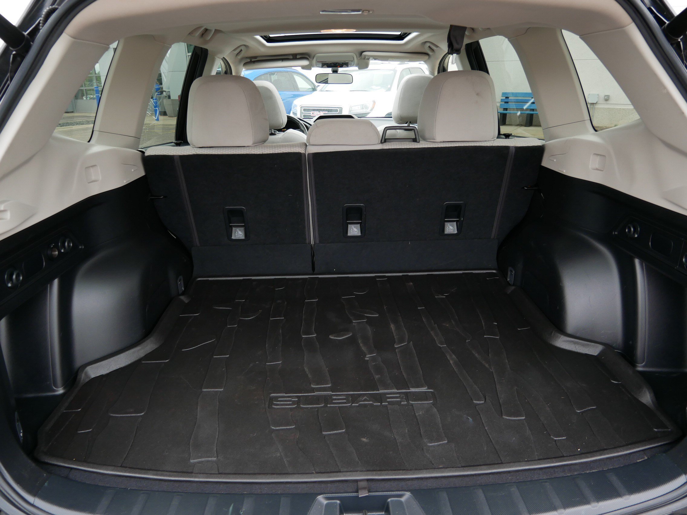 Used 2019 Subaru Forester Premium AWD/4WD image 18