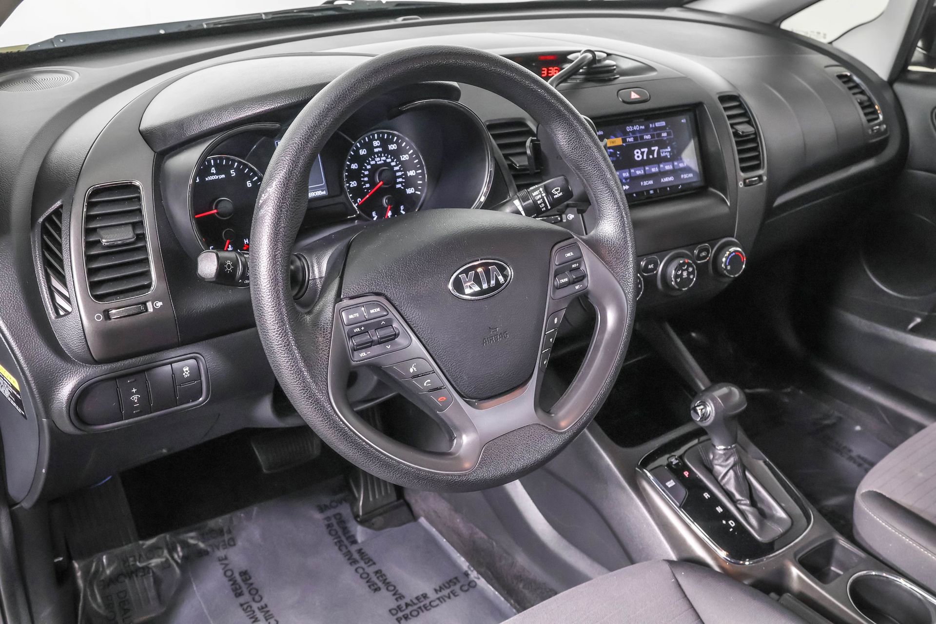 Used 2017 Kia Forte LX w/ LX Popular Package image 5