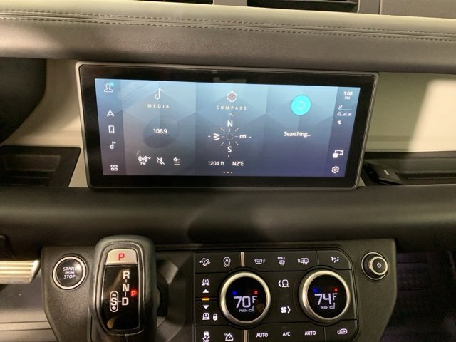 Used 2020 Land Rover Defender 110 HSE image 11