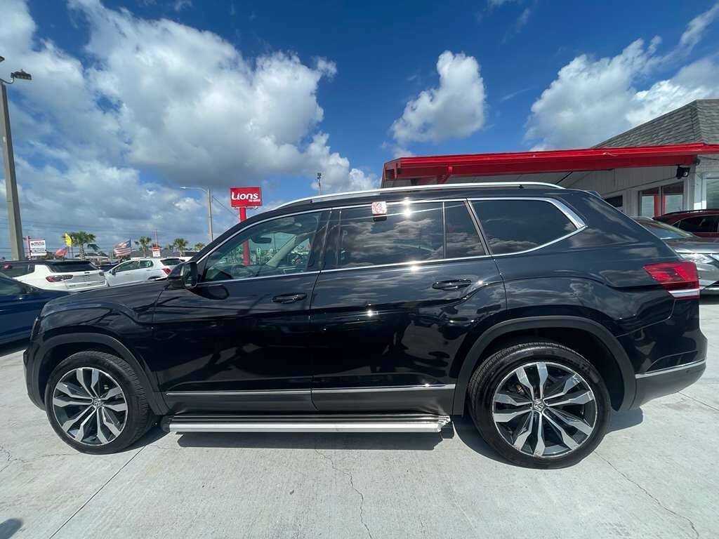 Used 2020 Volkswagen Atlas SEL R-Line AWD/4WD image 5