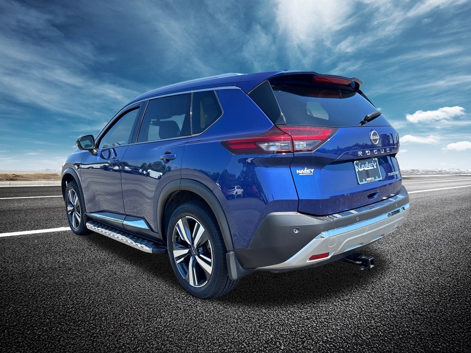 Used 2023 Nissan Rogue Platinum image 31