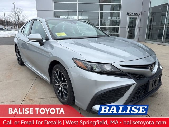 Used 2023 Toyota Camry SE