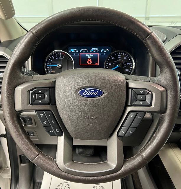 Used 2018 Ford Expedition Max XLT w/ Equipment Group 202A AWD/4WD image 26