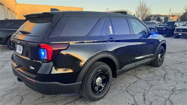 New 2025 Ford Explorer 4WD Police Interceptor image 9