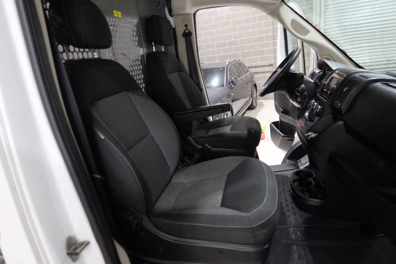 Used 2018 RAM ProMaster 2500 FWD image 13