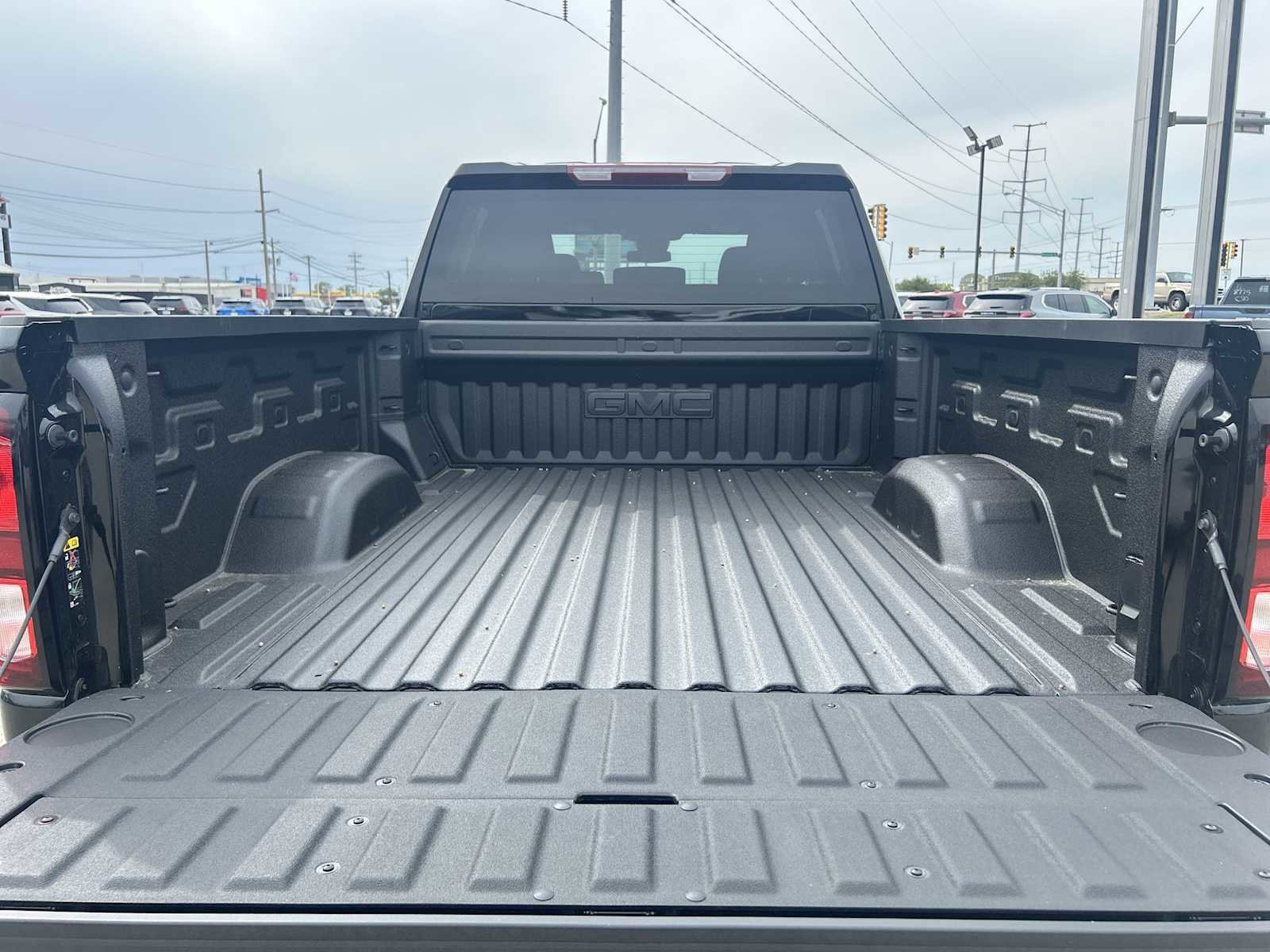 New 2026 GMC Sierra 2500 SLE image 25