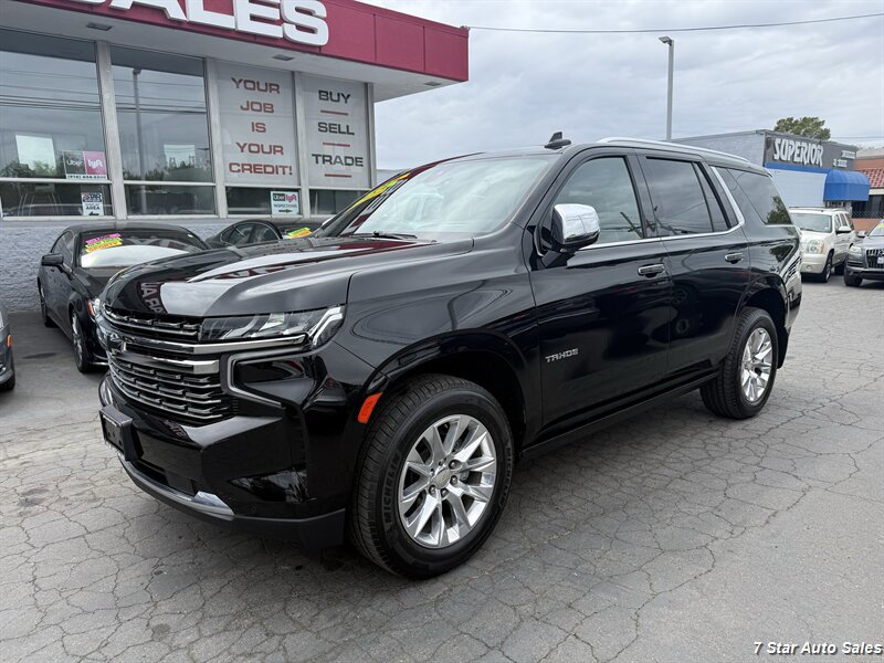 Used 2021 Chevrolet Tahoe Premier w/ Premium Package AWD/4WD image 3