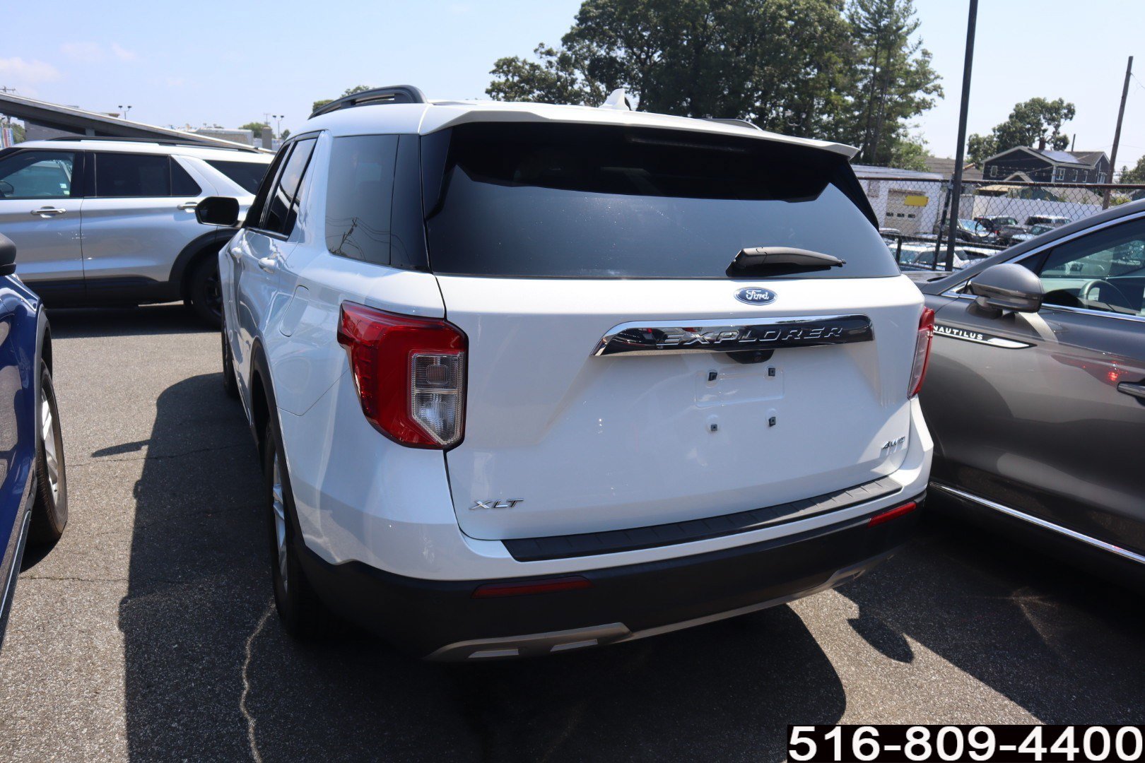Used 2023 Ford Explorer XLT w/ Equipment Group 202A AWD/4WD image 4