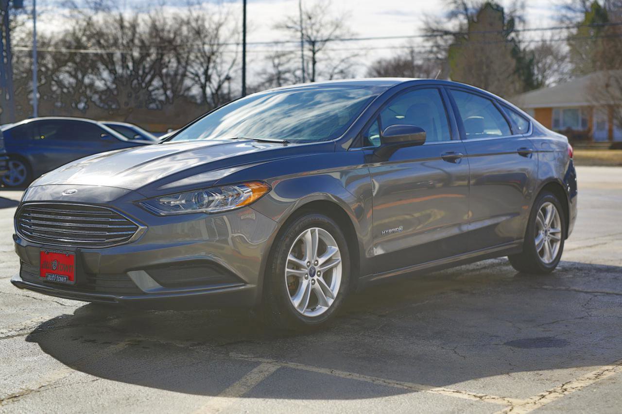 Used 2018 Ford Fusion S image 3