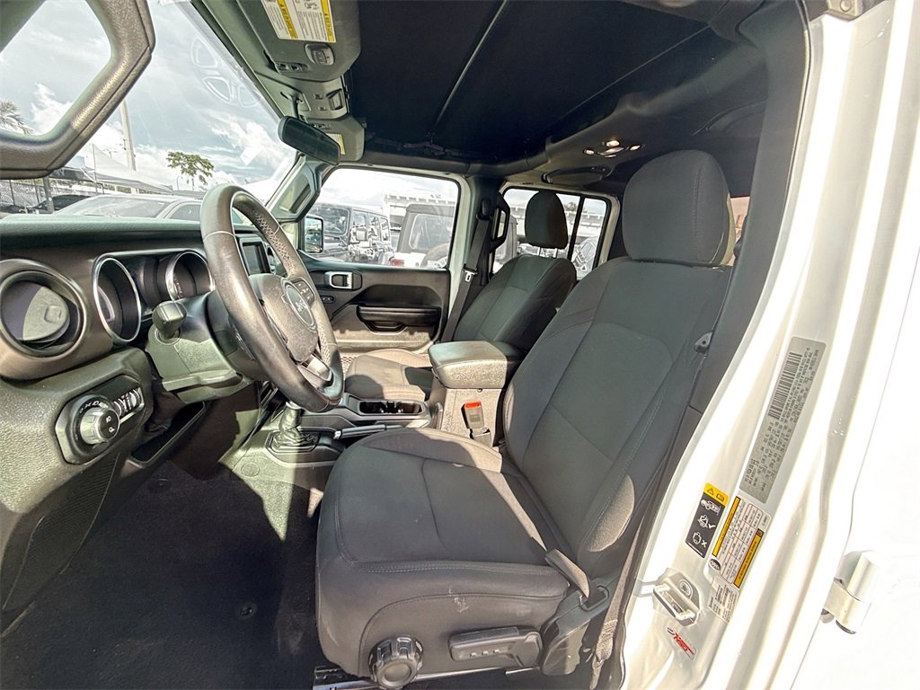 Used 2020 Jeep Gladiator Sport w/ Quick Order Package 24S image 22