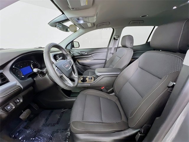 Used 2023 GMC Acadia SLE w/ Driver Convenience Package image 10