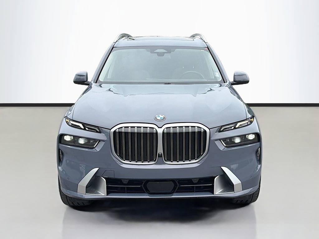 Used 2023 BMW X7 xDrive40i w/ Premium Package AWD/4WD image 2