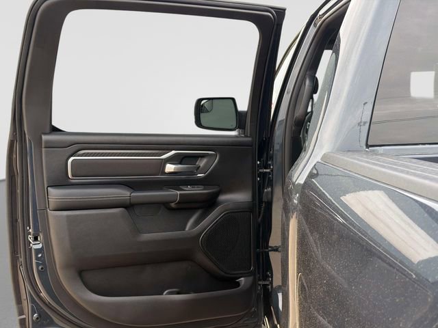 New 2026 RAM 1500 4x4 Crew Cab image 11