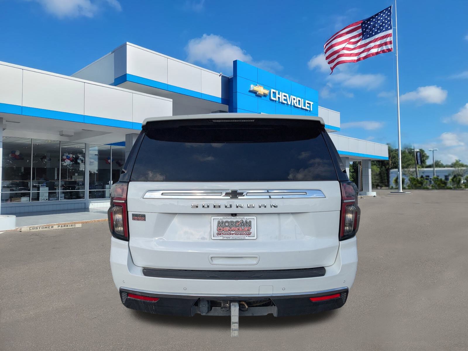 Used 2024 Chevrolet Suburban LS w/ Driver Alert Package image 5