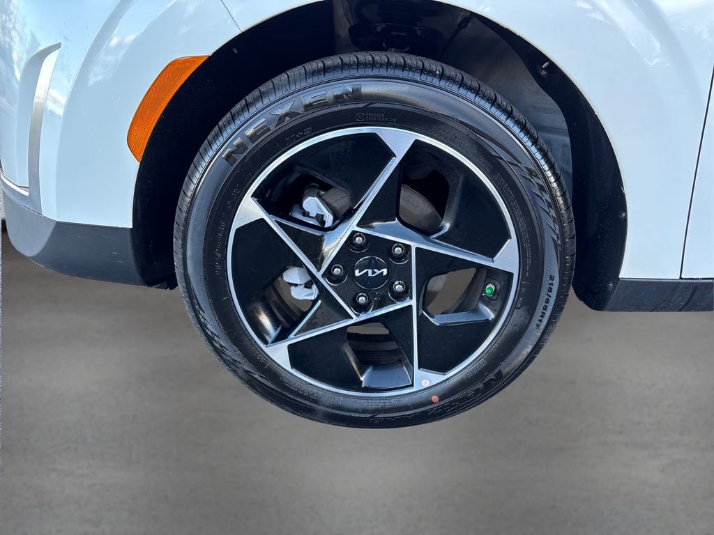 New 2025 Kia Soul EX image 12