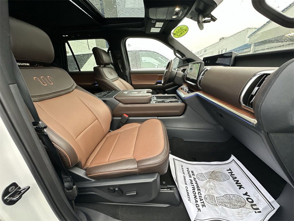 Used 2025 Ford Expedition Max King Ranch image 26