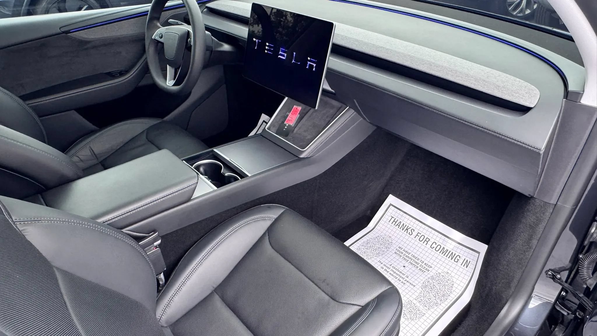 Used 2026 Tesla Model Y AWD image 12