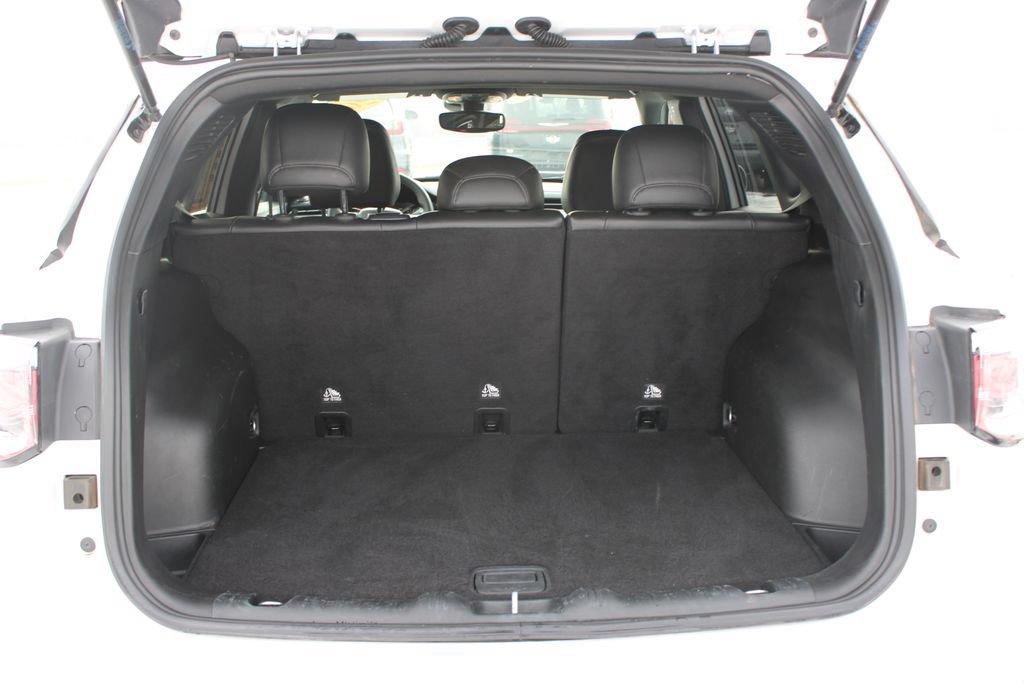 Used 2024 Jeep Compass Latitude AWD/4WD image 14