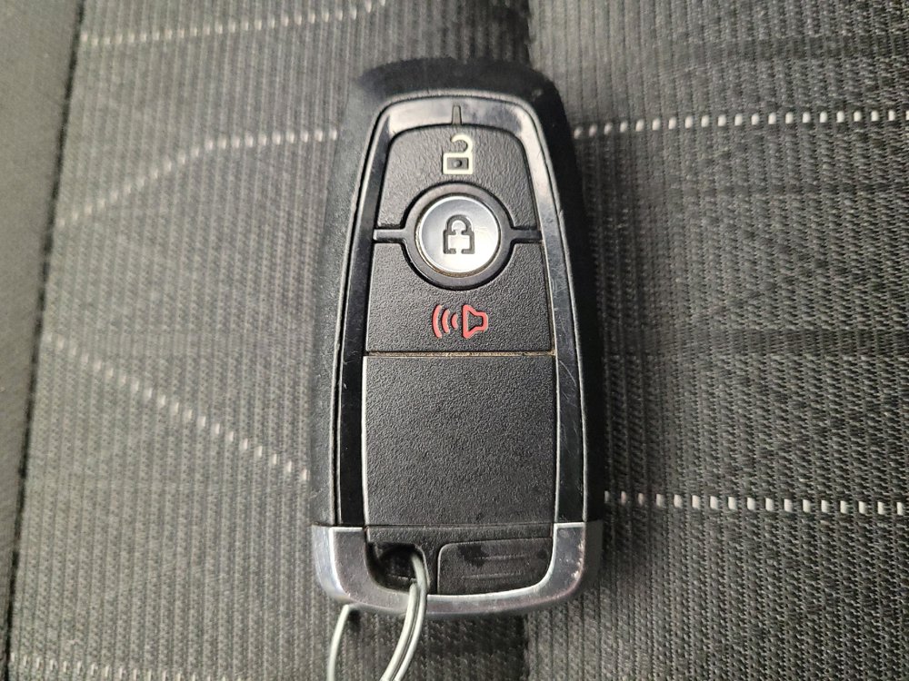 Used 2020 Ford EcoSport SE w/ SE Convenience Package FWD image 32