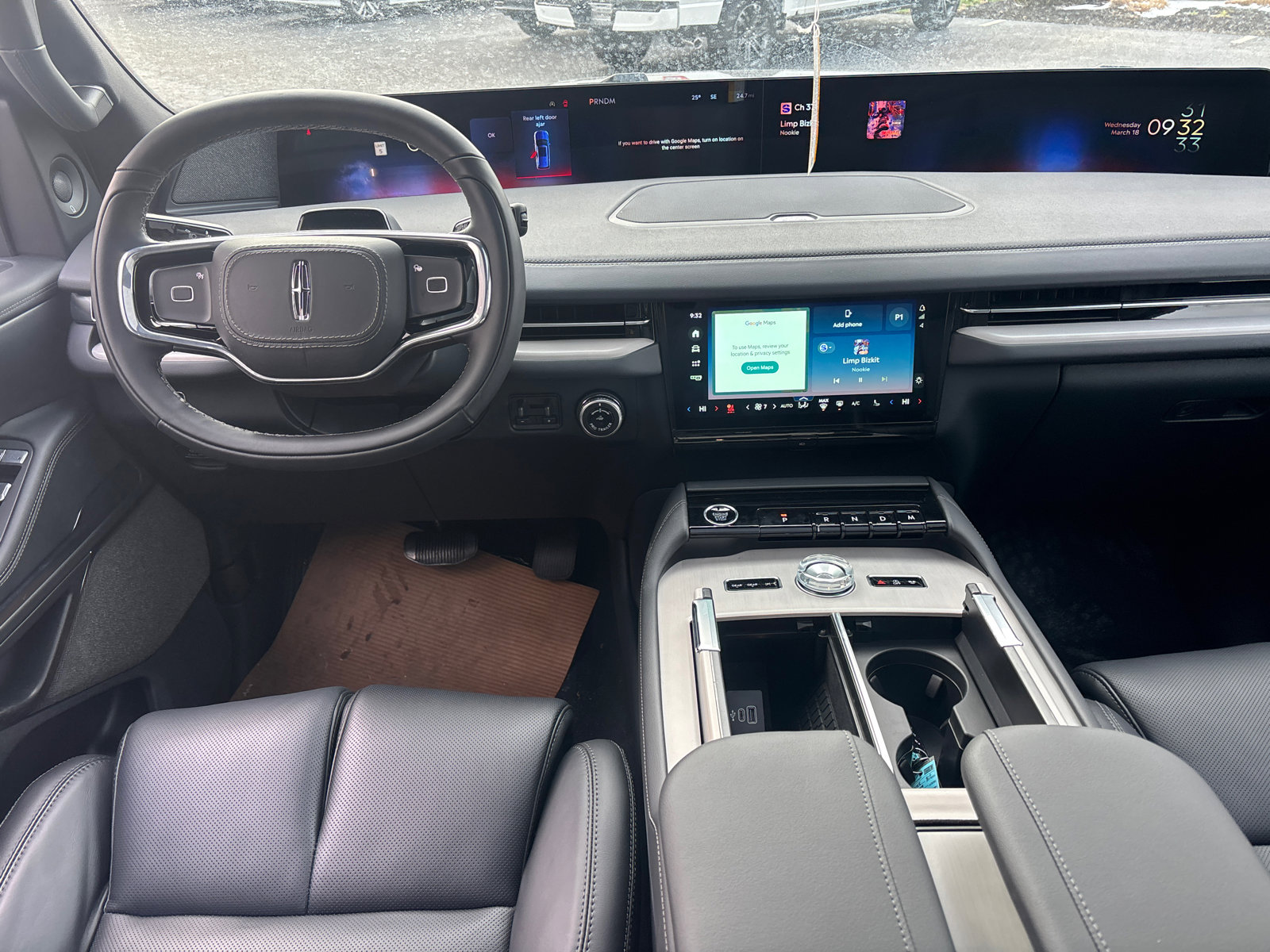 New 2026 Lincoln Navigator Reserve w/ Jet Appearance Package image 28